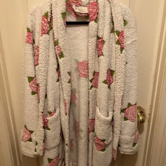 Aegean Apparel Roses Robe - Picture 2 of 4